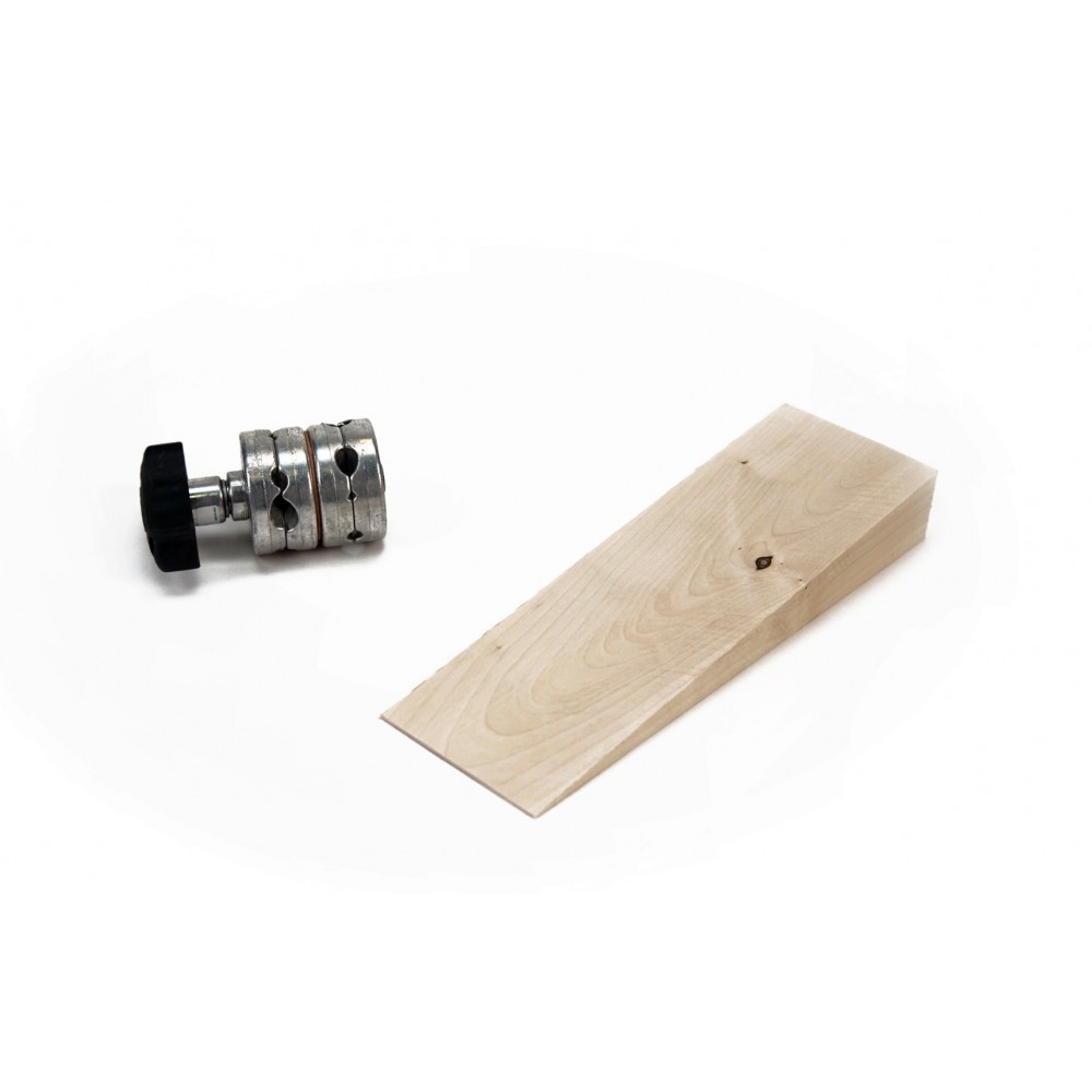 Udengo Wedge Track - Ogromne kliny kompensacyjne wykonane są z twardego drewna.  1