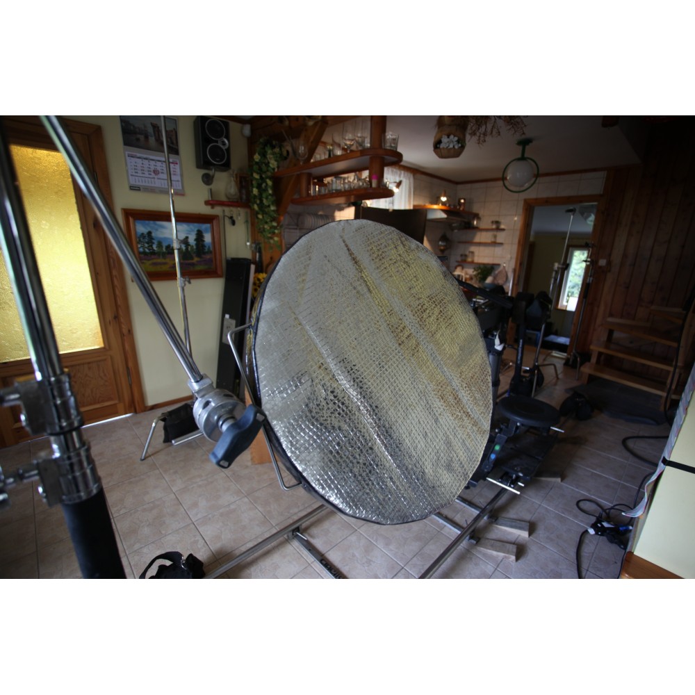 Widelec do pianki / styrenu Udengo - Widelec do pianki / styrenu utrzymuje płytę w precyzyjnej pozycji
Stal nierdzewnaWaga: 230