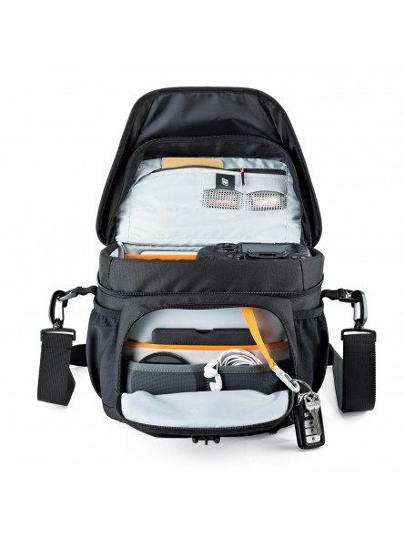 Lowepro Torba Nova 180 AW II Black Lowepro - Pasuje do lustrzanek cyfrowych o głębokości Pro i dołączonego obiektywu 24-105 mm, 