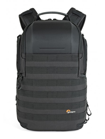 Lowepro Plecak ProTactic BP 350 AW II Black Lowepro - System rozdzielaczy QuickShelf™ otwiera się na 3-poziomową półkę lub skład