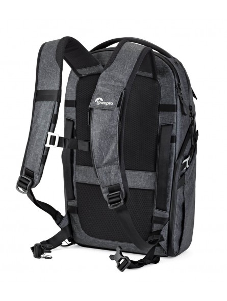 Plecak FreeLine BP 350 AW Grey Lowepro - System rozdzielaczy QuickShelf™ otwiera się na 3-poziomową półkę lub składa się na płas