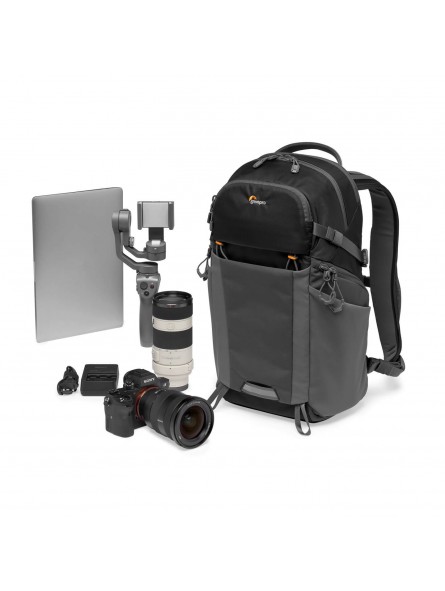 Lowepro Plecak Photo Active BP 200 AW Black/Grey Lowepro - System rozdzielaczy QuickShelf™ otwiera się na 3-poziomową półkę lub 