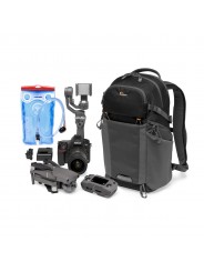 Lowepro Plecak Photo Active BP 200 AW Black/Grey Lowepro - System rozdzielaczy QuickShelf™ otwiera się na 3-poziomową półkę lub 