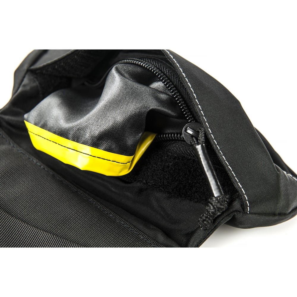 Sandbag Standard 7kg Udengo - Rozmiar: 26 cm x 24 cm / 10,2" x 9,5 "Waga: około 7 kg (wypełnienie suchym piaskiem)Materiał: