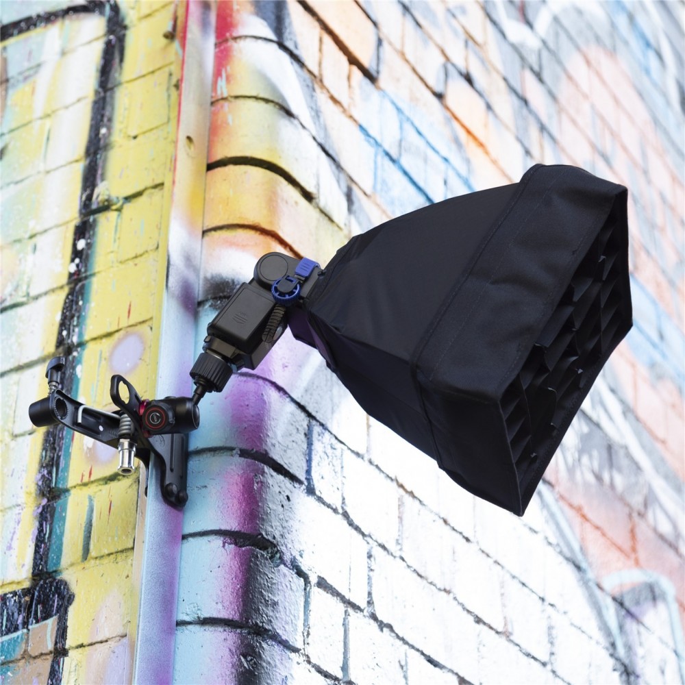 Zacisk sprężynowy zimnej stopki Manfrotto - Wszechstronny, lekki zacisk z wieloma opcjami mocowania
Innowacyjne mocowanie na