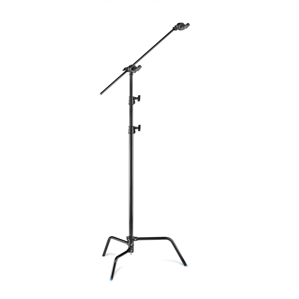 Stała podstawa C-Stand 40''Blk 3.3m/10.8' Zestaw Avenger - 
Zestaw ze stałą podstawą C-Stand 40'', z podstawą C-Stand z czarnej