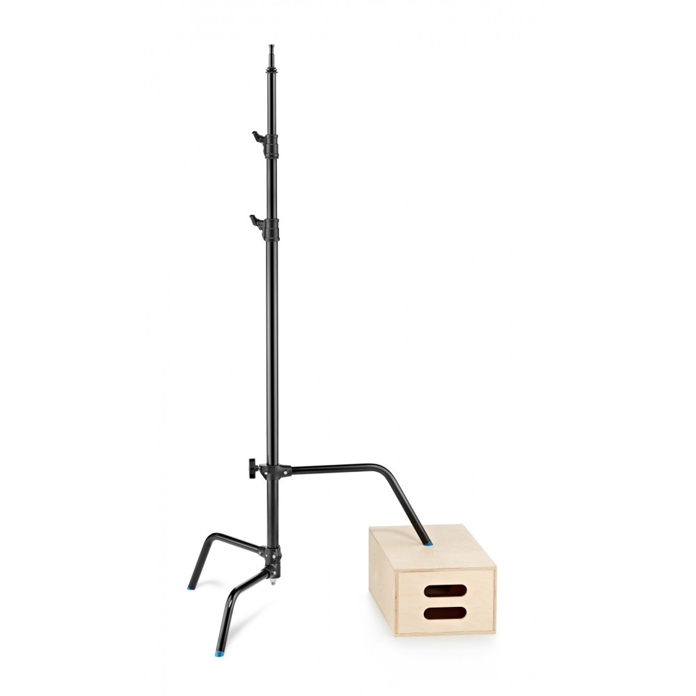 Stojak C z nogą przesuwną 40'' Blk 3.3m/10.8' Avenger - 
Stojak C z nogą przesuwną 40'' z czarnej stali chromowanej.
Noga Rocky