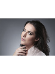 Zwykły składany statyw Lastolite 1,8 x 2,15 m czarny/średnio szary firmy Manfrotto - 
Dwustronny
Przenośny i szybki w