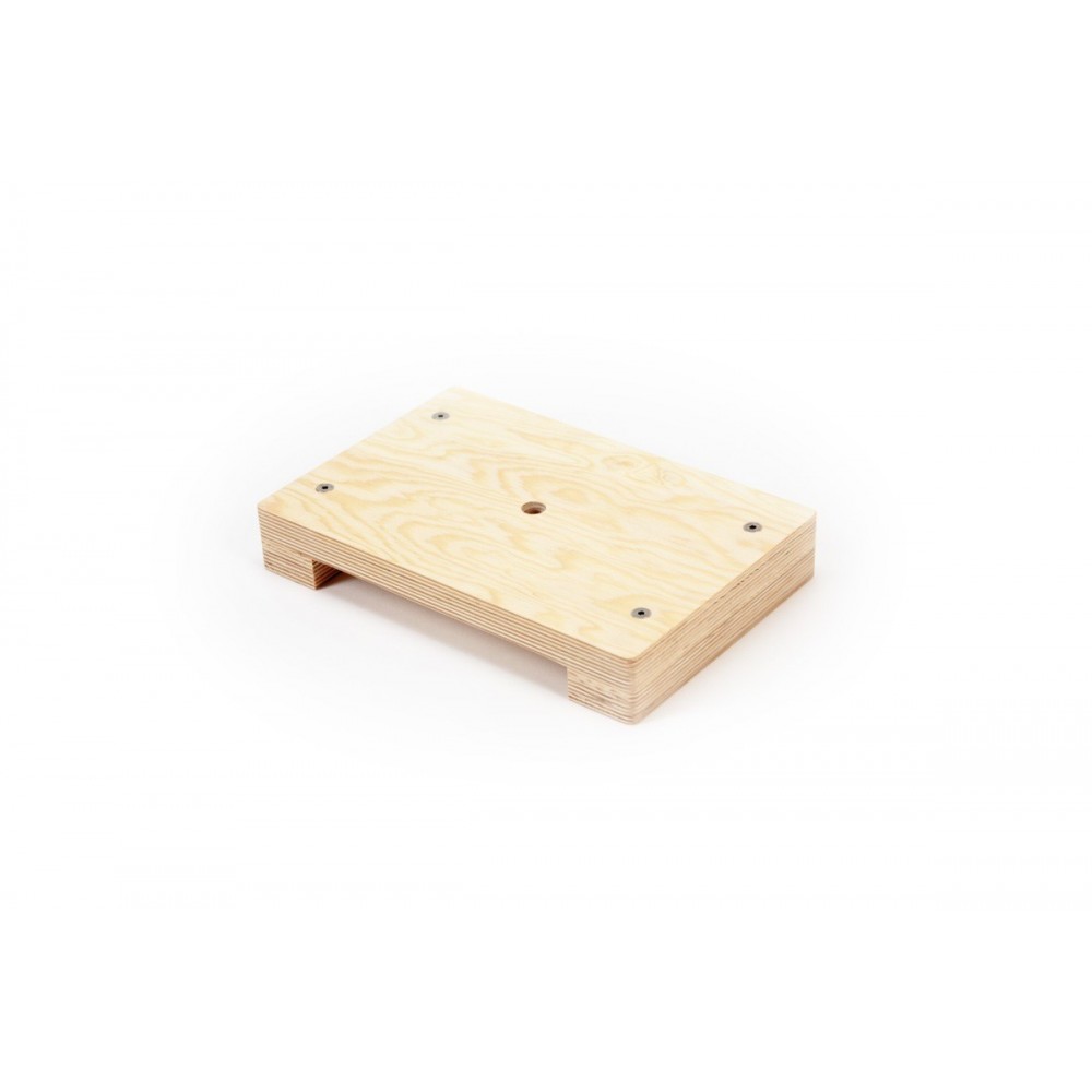 Basso Blok 2" Udengo - Rozmiar: 5cm x 30cm x 20cm
Waga: 1,3 kg
Materiał: 24 mm sklejka brzozowo - sosnowa 1